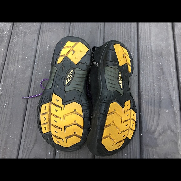 Keen Women/Big Kid Black Suede Lace Up Oxford sz 5 - Picture 1 of 7